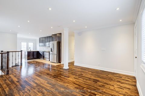 Photo 6 at 18 Fairweather Road, Amesbury, Toronto