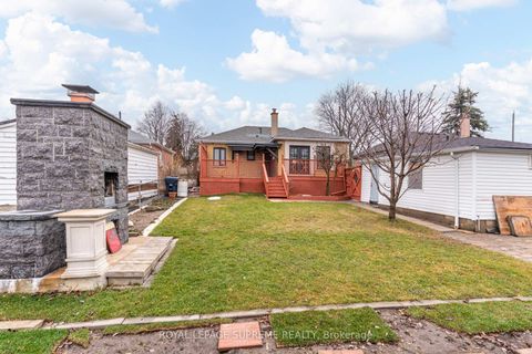 Photo 24 at 18 Fairweather Road, Amesbury, Toronto