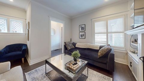 Photo 4 at 109 Sherwood Avenue, Mount Pleasant East, Toronto