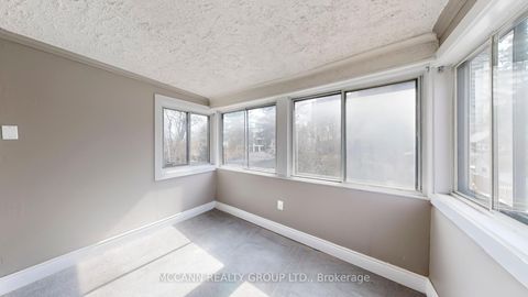 Photo 18 at 109 Sherwood Avenue, Mount Pleasant East, Toronto