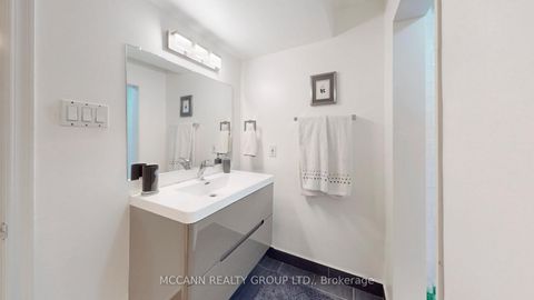 Photo 39 at 109 Sherwood Avenue, Mount Pleasant East, Toronto