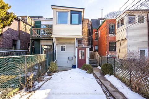 Photo 23 at 200 Roxton Road, Bellwoods, Toronto
