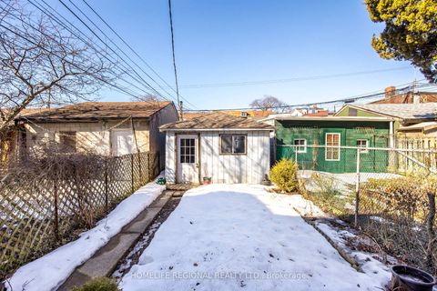 Photo 24 at 200 Roxton Road, Bellwoods, Toronto