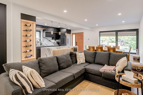 Photo 12 at 61 Marlin Court, London, Newmarket