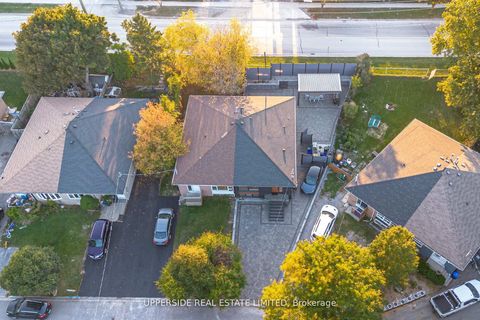 Photo 40 at 61 Marlin Court, London, Newmarket