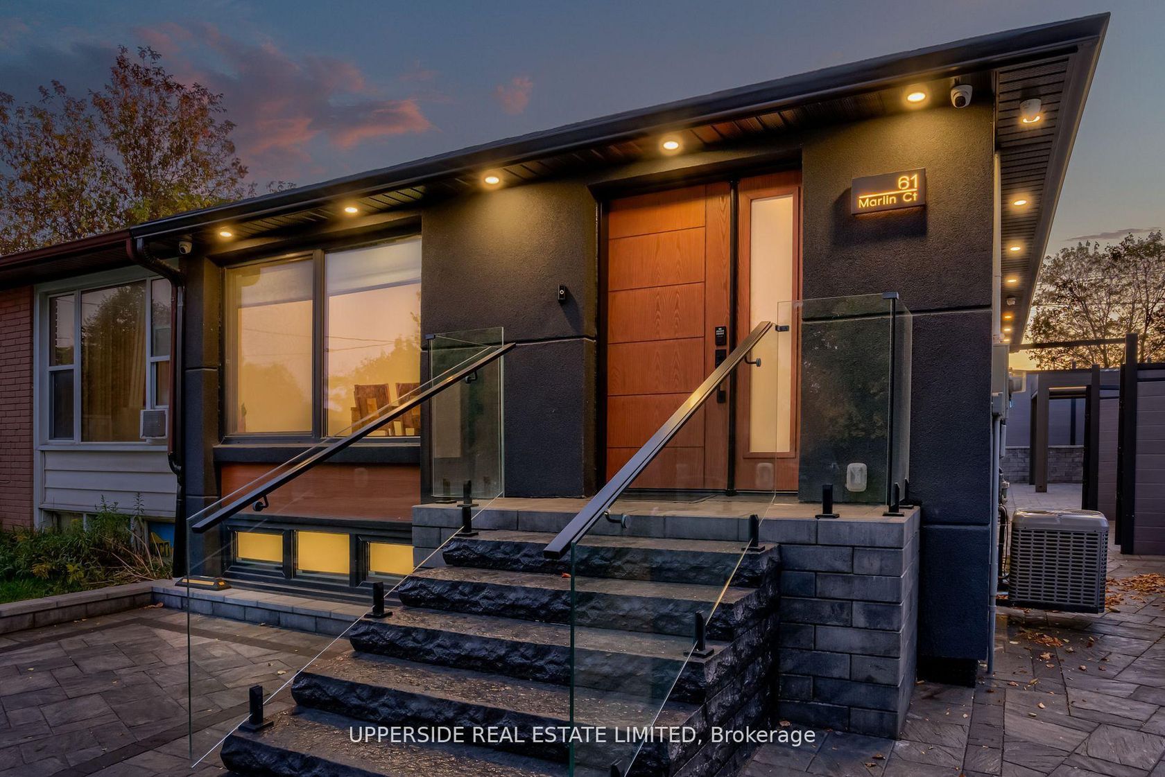 61 Marlin Court, London, Newmarket photo 4