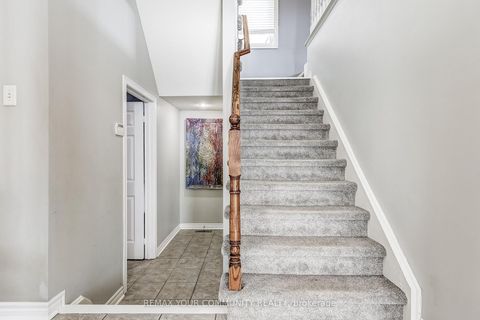 Photo 22 at 2 Laurelbank Crescent, Keswick North, Georgina