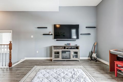 Photo 24 at 2 Laurelbank Crescent, Keswick North, Georgina