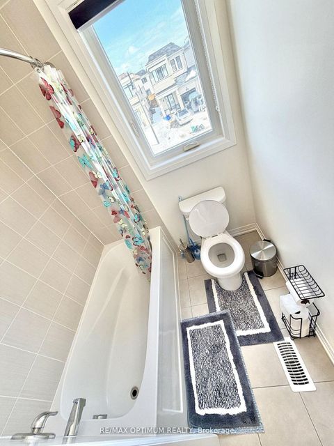 Photo 10 at 42 Cryderman Lane, Bowmanville, Clarington