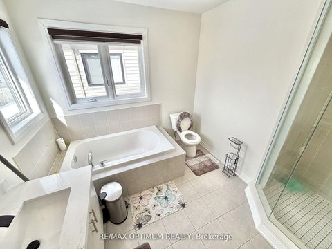 Photo 14 at 42 Cryderman Lane, Bowmanville, Clarington