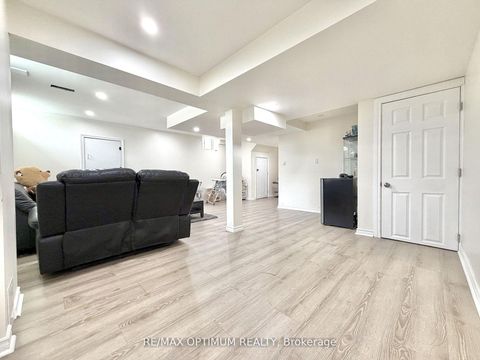 Photo 24 at 42 Cryderman Lane, Bowmanville, Clarington