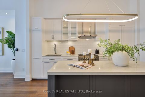 Photo 8 at TH105 - 25 Malcolm Road, Leaside, Toronto