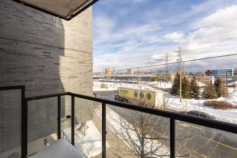 Photo 25 at TH105 - 25 Malcolm Road, Leaside, Toronto