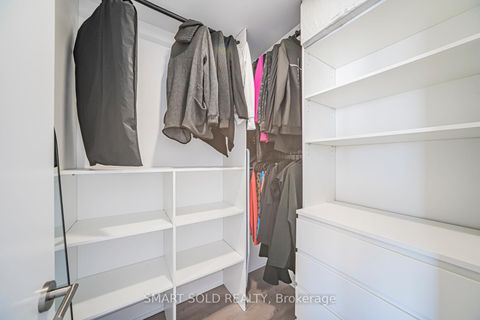 Photo 34 at 22 Chestnut Court, Rural Aurora, Aurora