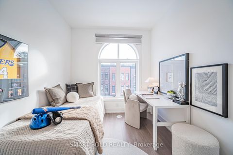 Photo 36 at 22 Chestnut Court, Rural Aurora, Aurora