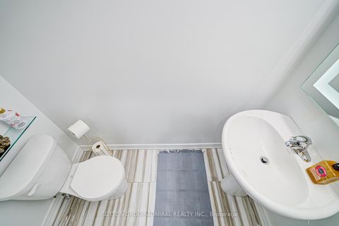 Photo 13 at 3 - 196 Pine Grove Road, Islington Woods, Vaughan