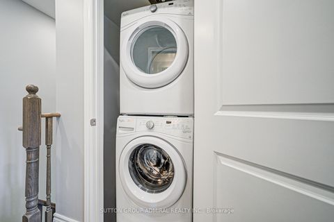 Photo 21 at 3 - 196 Pine Grove Road, Islington Woods, Vaughan