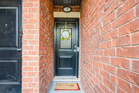 Photo 25 at 3 - 196 Pine Grove Road, Islington Woods, Vaughan