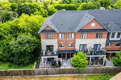 Photo 30 at 3 - 196 Pine Grove Road, Islington Woods, Vaughan