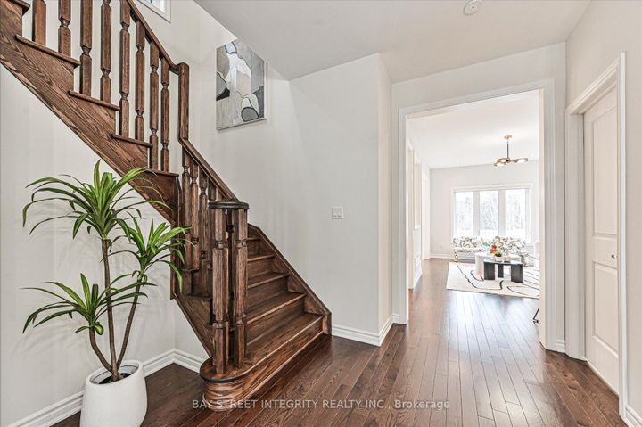 Photo 10 at 45 Portage Avenue, Oak Ridges, Richmond Hill