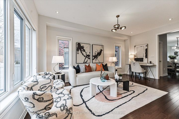 Photo 12 at 45 Portage Avenue, Oak Ridges, Richmond Hill