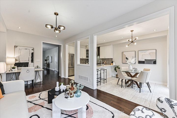 Photo 13 at 45 Portage Avenue, Oak Ridges, Richmond Hill