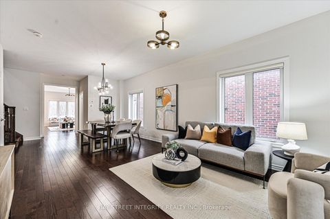 Photo 6 at 45 Portage Avenue, Oak Ridges, Richmond Hill