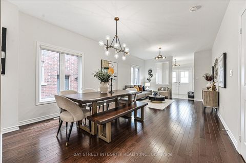 Photo 8 at 45 Portage Avenue, Oak Ridges, Richmond Hill