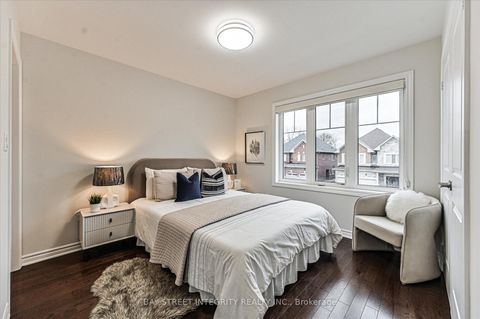 Photo 32 at 45 Portage Avenue, Oak Ridges, Richmond Hill