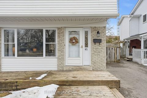Photo 3 at 85 Ormond Drive, Samac, Oshawa