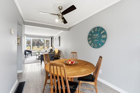 Photo 15 at 85 Ormond Drive, Samac, Oshawa