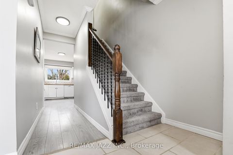 Photo 22 at 85 Ormond Drive, Samac, Oshawa