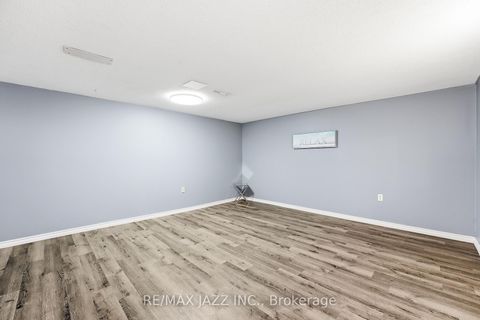 Photo 34 at 85 Ormond Drive, Samac, Oshawa