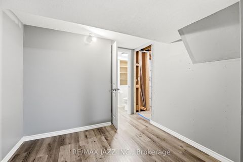 Photo 35 at 85 Ormond Drive, Samac, Oshawa