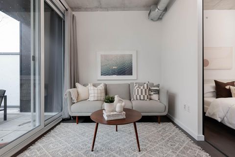 Photo 8 at 711 - 170 Bayview Avenue, Waterfront Communities C8, Toronto