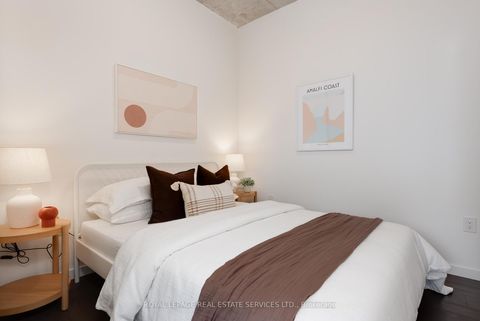 Photo 12 at 711 - 170 Bayview Avenue, Waterfront Communities C8, Toronto