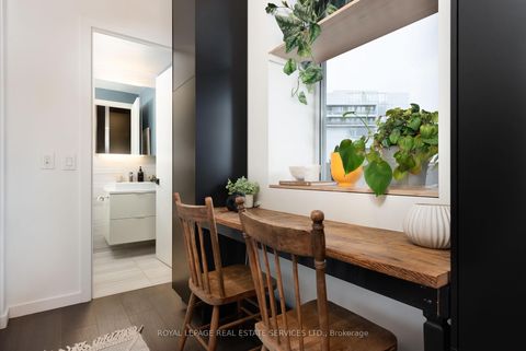 Photo 14 at 711 - 170 Bayview Avenue, Waterfront Communities C8, Toronto