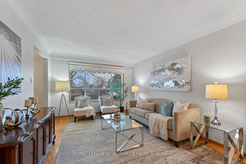 Photo 3 at 28 Fred Bland Crescent, Eglinton East, Toronto