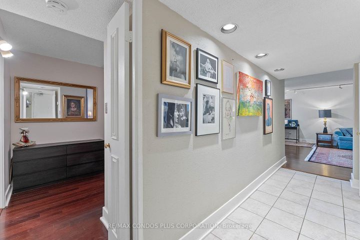 Photo 4 at 511 - 2045 Lake Shore Boulevard W, Mimico, Toronto