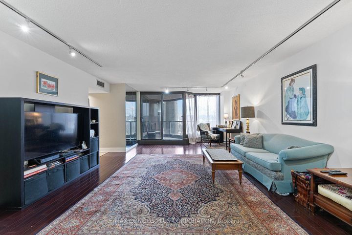 Photo 10 at 511 - 2045 Lake Shore Boulevard W, Mimico, Toronto