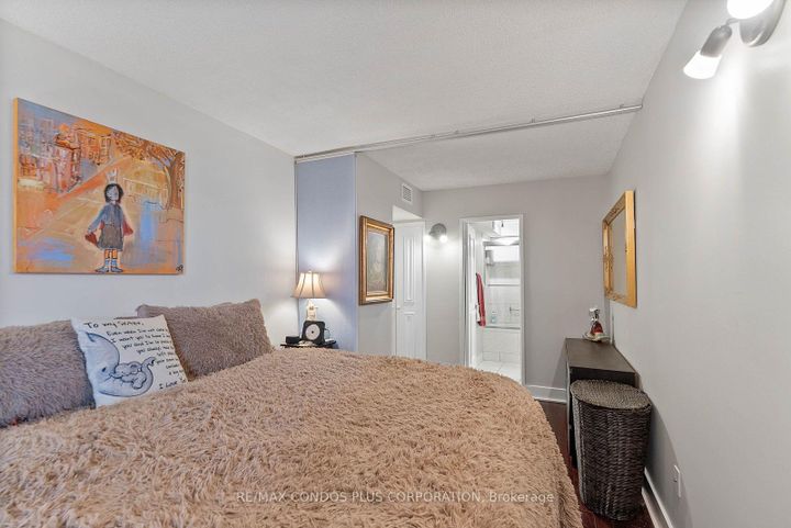 Photo 15 at 511 - 2045 Lake Shore Boulevard W, Mimico, Toronto