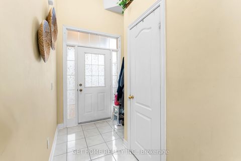 Photo 5 at 14 Mourning Dove Crescent, Malvern, Toronto