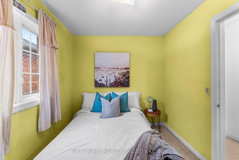 Photo 31 at 14 Mourning Dove Crescent, Malvern, Toronto