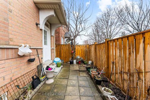Photo 42 at 14 Mourning Dove Crescent, Malvern, Toronto