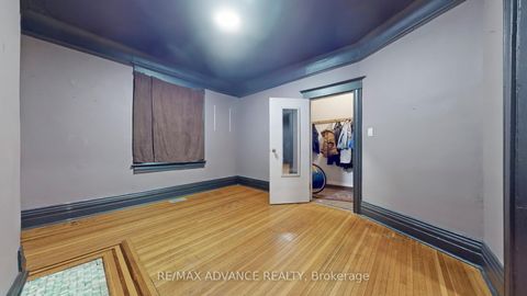 Photo 13 at 82A Augusta Avenue, Chinatown, Toronto