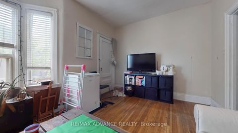 Photo 20 at 82A Augusta Avenue, Chinatown, Toronto