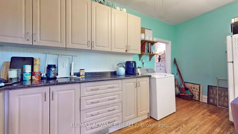 Photo 23 at 82A Augusta Avenue, Chinatown, Toronto