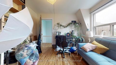 Photo 31 at 82A Augusta Avenue, Chinatown, Toronto