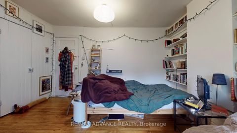 Photo 33 at 82A Augusta Avenue, Chinatown, Toronto