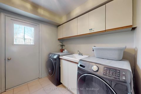 Photo 15 at 16 Willis Drive, Aurora Highlands, Aurora